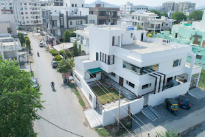 Dr. Atulabh Vajpeyee’s City Avenue: Centre Of Neuroscience image