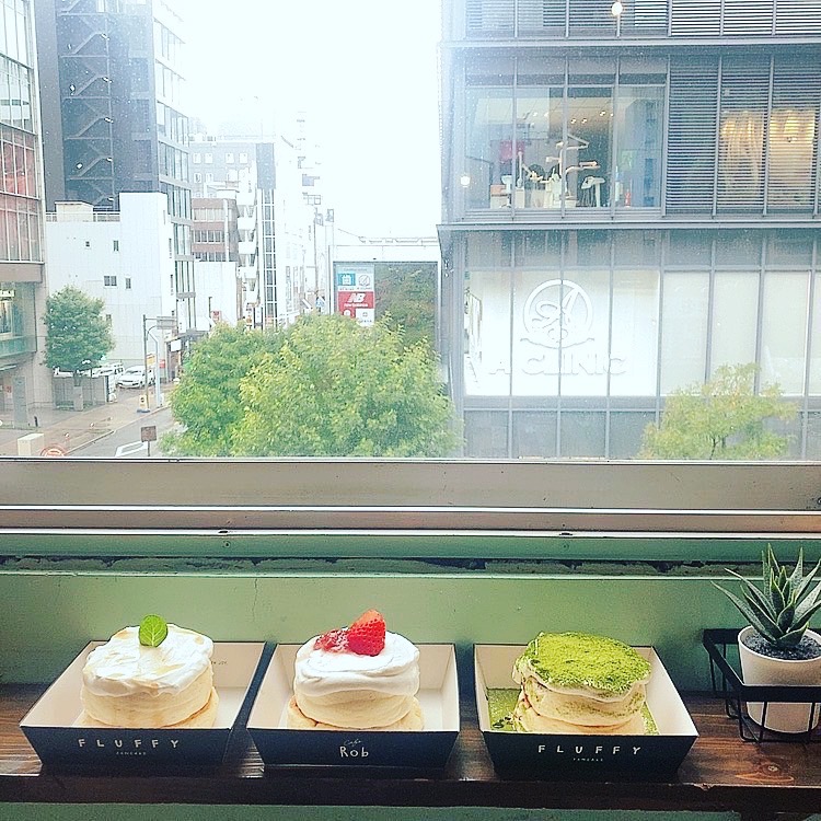台湾パンケーキ&ふわとろオムライス オムROb栄店