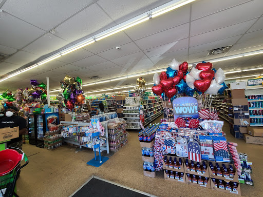 Dollar Store «Dollar Tree», reviews and photos, 21450 Jamaica Ave, Queens Village, NY 11428, USA