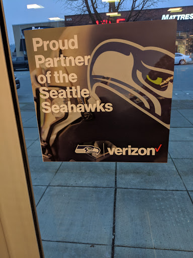 Cell Phone Store «Verizon», reviews and photos, 960 Park Ave N c, Renton, WA 98057, USA