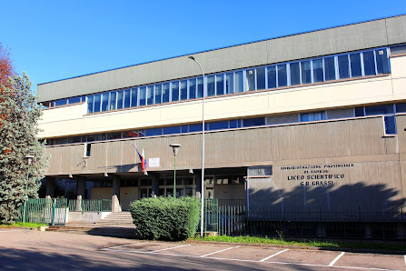 Liceo Scientifico Statale G.B. Grassi Via B. Croce, 1, 21047 Saronno VA, Italia
