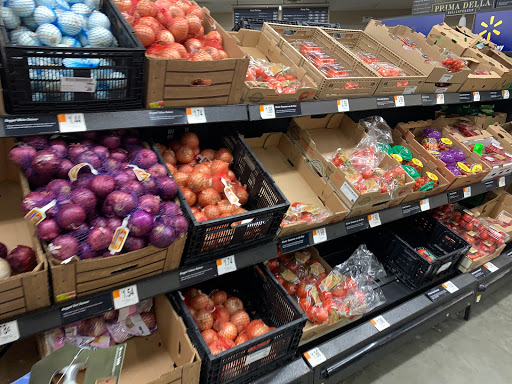 Discount Store «Walmart», reviews and photos, 19191 N Kelsey Street, Monroe, WA 98272, USA