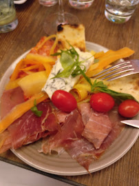 Prosciutto crudo du Restaurant méditerranéen Café la Jatte à Neuilly-sur-Seine - n°5