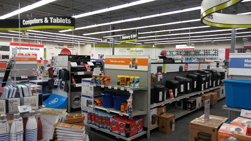 Office Supply Store «Staples», reviews and photos, 820 S Riverside Dr, Iowa City, IA 52246, USA