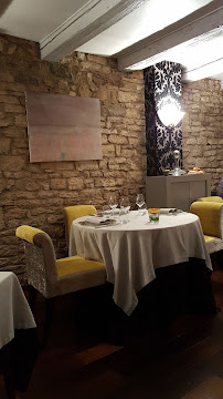 Atmosphère du Restaurant français Restaurant Saint Pierre à Besançon - n°5