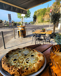 Photos du propriétaire du Restaurant Les 5 Chemins Pizzeria Burger à Bastia - n°2