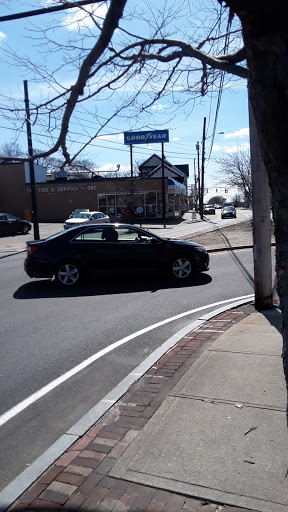 Tire Shop «BTS Tire & Service Stores», reviews and photos, 580 Pawtucket Ave, Pawtucket, RI 02860, USA