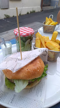 Hamburger du Restaurant de grillades A l'Ancienne à Balaruc-les-Bains - n°9