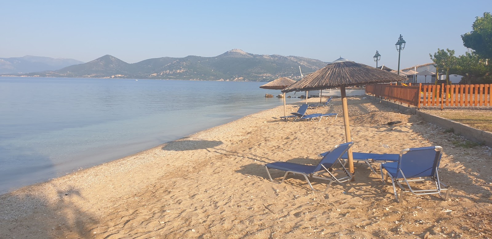 Φωτογραφία του Pine Beach με μικρός κόλπος