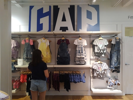 Clothing Store «Gap», reviews and photos, 125 Main St, Westport, CT 06880, USA