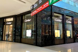 Cartier Dubai Mall Fashion Avenue image