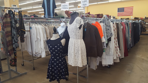 Thrift Store «SPCA of Brevard Merritt Island Thrift Store», reviews and photos, 685 N Courtenay Pkwy, Merritt Island, FL 32953, USA