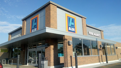 Supermarket «ALDI», reviews and photos, 6555 S Pennsylvania Ave, Lansing, MI 48911, USA
