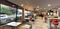 Atmosphère du Restaurant KFC Vélizy à Vélizy-Villacoublay - n°8