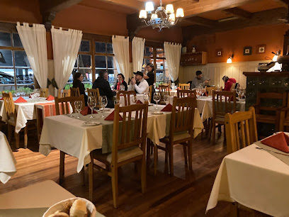 La Casita Restaurante Bariloche - Quaglia 342 R8400, San Carlos de Bariloche, Río Negro, Argentina