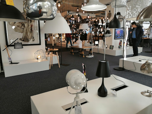 Lamp shops in Rotterdam
