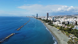 Foto von Vouppa Beach - Blue Flag mit geräumige küstenlinie