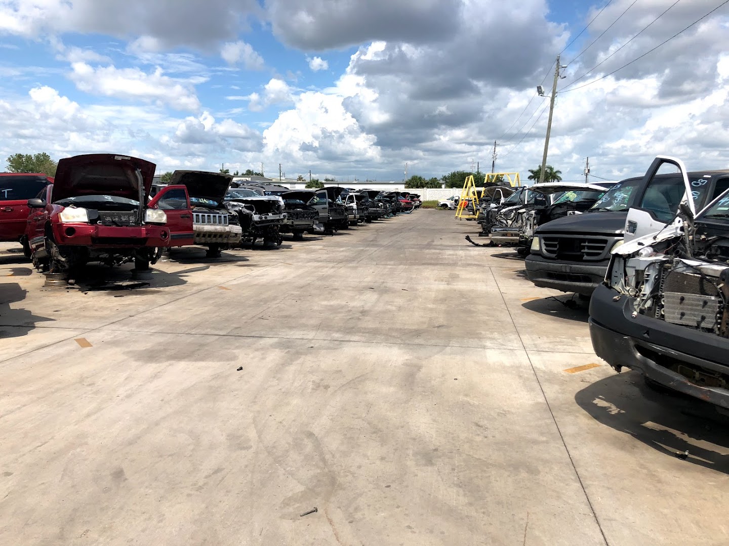 Salvage yard In Fort Myers FL 