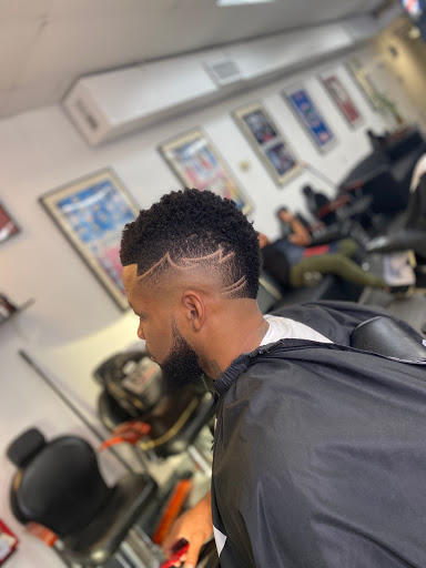 Barber Shop «No. 1 Celebrity Barbershop», reviews and photos, 2015 S Orange Ave, Orlando, FL 32806, USA