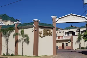 Hotel Larios santa rosa de lima image