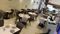 Atmosphère du Restaurant L'antidote à Cairon - n°2