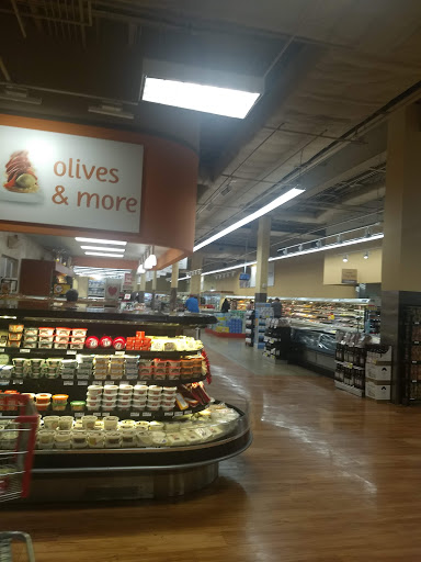 Shopping Mall «Diplomat Mall Shopping Center», reviews and photos, 1725 E Hallandale Beach Blvd, Hallandale Beach, FL 33009, USA