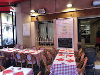 Atmosphère du Restaurant la Claire Fontaine à Nice - n°5
