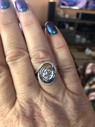 Jeweler «J. Wiesner, A Private Jeweler», reviews and photos, 4225 Executive Square, La Jolla, CA 92037, USA