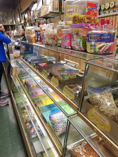 Nut Store «Peanut Shoppe Main Street», reviews and photos, 24 S Main St, Memphis, TN 38103, USA