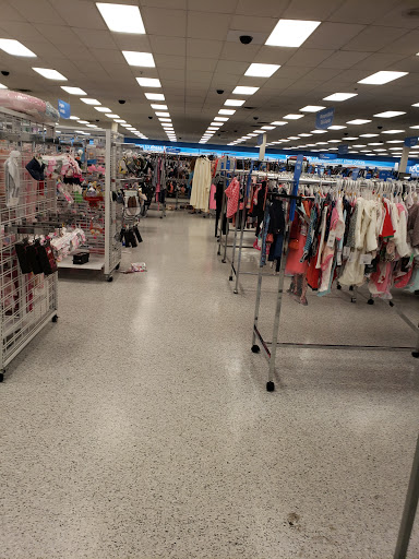 Clothing Store «Ross Dress for Less», reviews and photos, 16930 San Fernando Mission Blvd, Granada Hills, CA 91344, USA