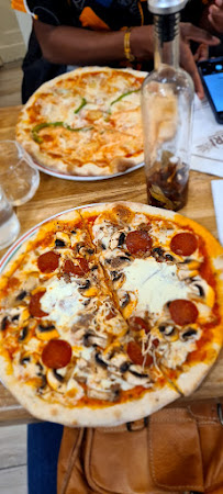 Pizza du Pizzeria Bari à Paris - n°18