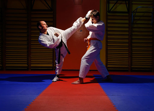 Karate, Kick Boxing, Muay Thai - 