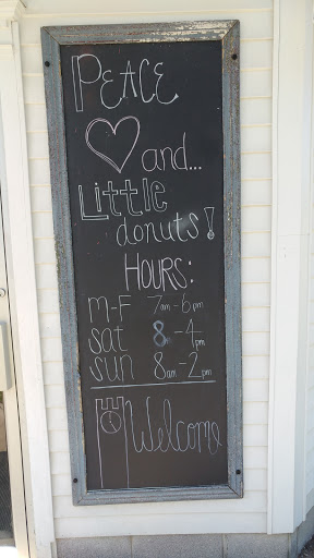 Donut Shop «Peace, Love & Little Donuts of Hudson», reviews and photos, 51 S Main St #4, Hudson, OH 44236, USA