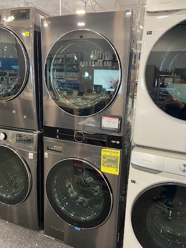 Electronics Store «Best Buy», reviews and photos, 105 Shoppers Way, Christiansburg, VA 24073, USA