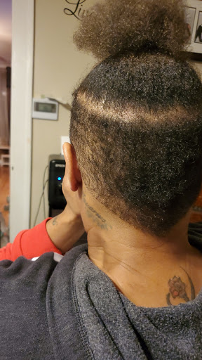 Barber Shop «Erskine Reeves Barbers», reviews and photos, 817 Stratford Dr, Bloomingdale, IL 60108, USA