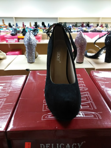 Shopping Mall «Liberty Court Shopping Center», reviews and photos, 8660 Liberty Rd, Randallstown, MD 21133, USA