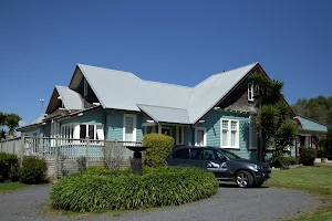 Connemara Country Lodge image