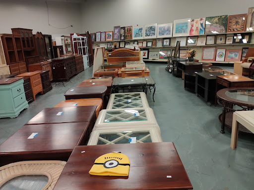 Thrift Store «Thrift Center Ministry», reviews and photos, 12875 Walsingham Rd, Largo, FL 33774, USA