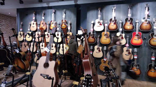Guitar stores Lille