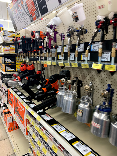 Hardware Store «Harbor Freight Tools», reviews and photos, 3814 S Orlando Dr, Sanford, FL 32773, USA