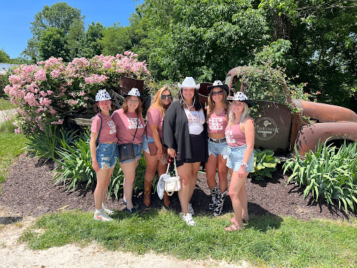 Winery «Cedar Creek Winery & Brew Co.», reviews and photos, 3820 Leonard Rd, Martinsville, IN 46151, USA