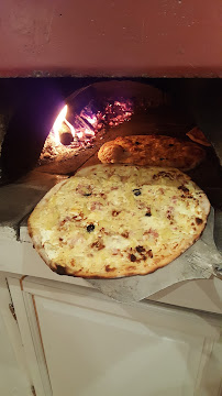 Plats et boissons du Pizzeria Pizza Romu à Éguilles - n°10