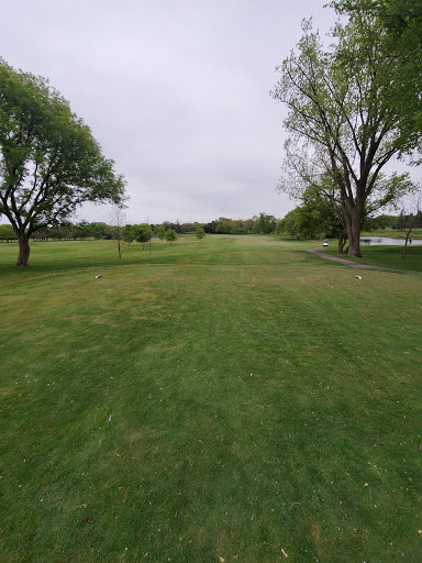 Golf Club «Pine Meadow Golf Club», reviews and photos, 1 Pine Meadow Ln, Mundelein, IL 60060, USA