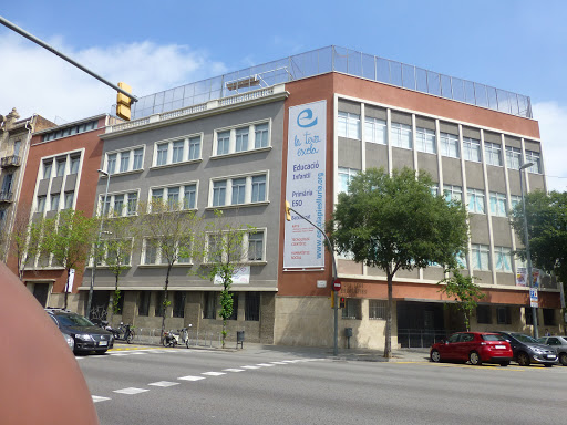 Colegio Escolapias Lluria en Barcelona