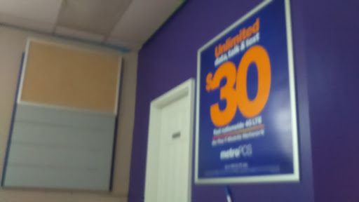 Cell Phone Store «Metro PCS Broadview Heights», reviews and photos, 7979 Broadview Rd #2, Broadview Heights, OH 44147, USA