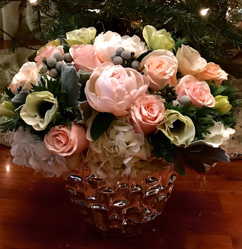 Florist «Fleur De Lis Florists», reviews and photos, 6588 Quinton Ln, Tujunga, CA 91042, USA