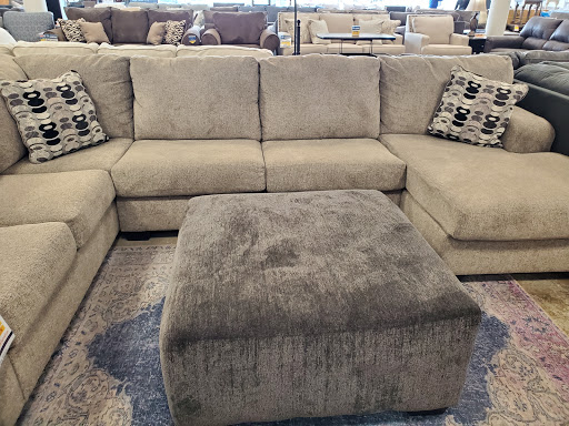 Furniture Store «Evansville Overstock Warehouse Furniture & Mattress», reviews and photos, 201 N Green River Rd, Evansville, IN 47715, USA
