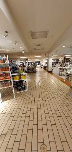 Department Store «Macys», reviews and photos