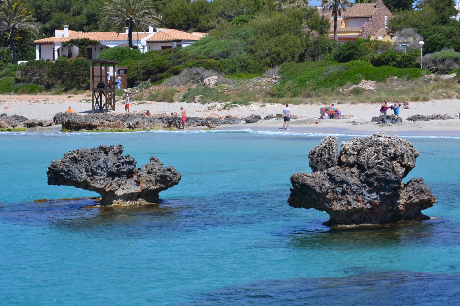 Photo of Cala Son Xoriguer and the settlement