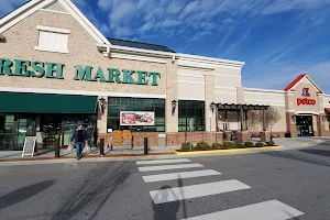 Lakeside Crossing Shopping Center image